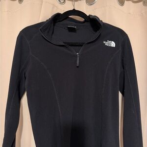 The North Face Black Fleece Pullover 1/4 Zip